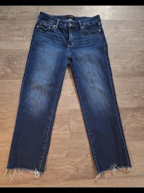Buckle BLACK Dark Blue Shaping Cropped Straight Jeans with Frayed Hem, 27x26